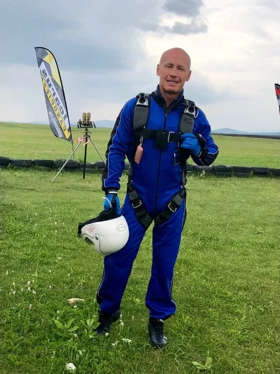 Oleg Platoff - Скайдайвер